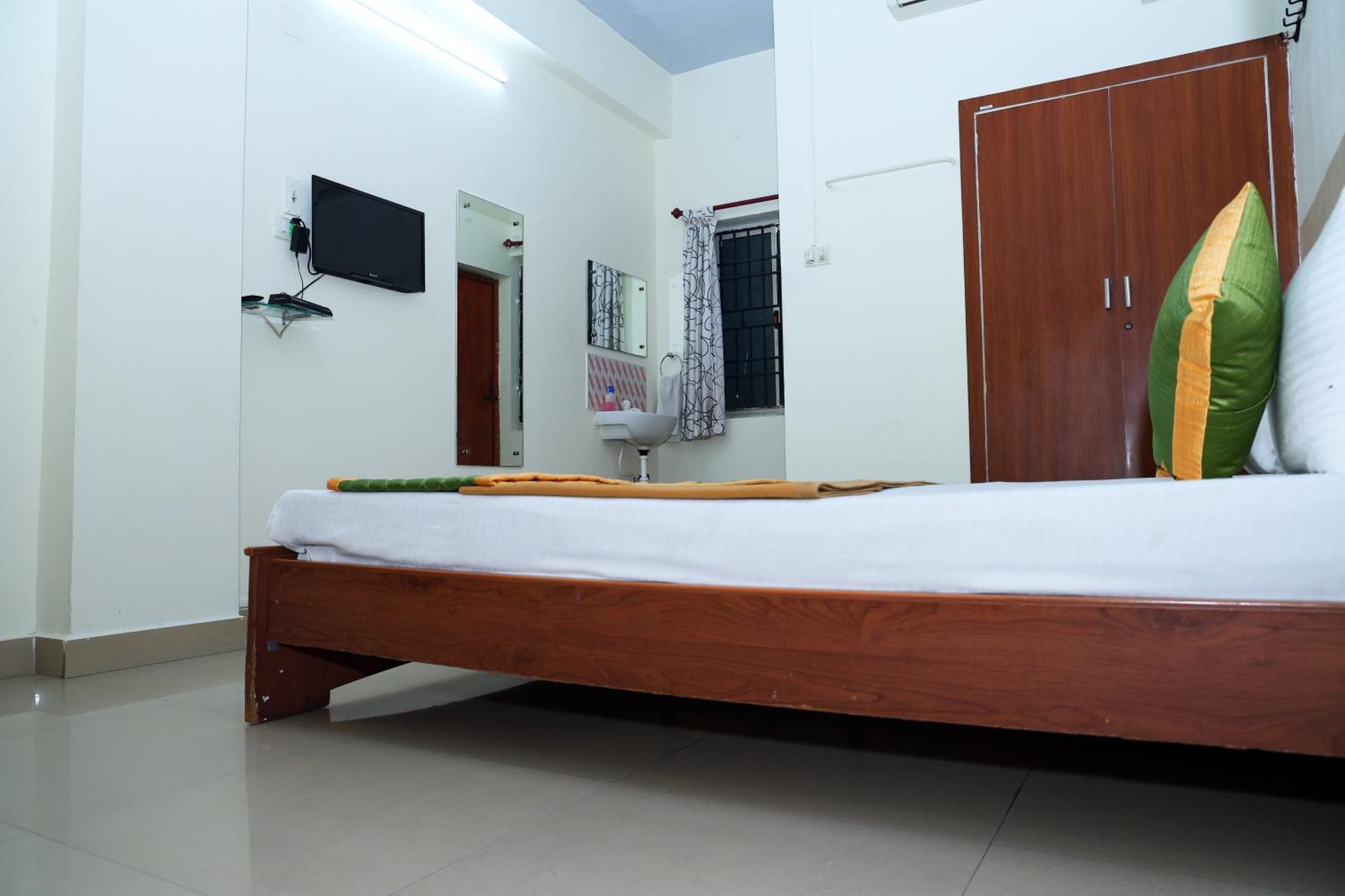 Royal Green Airport Transit Accommodation เชนไน ภายนอก รูปภาพ